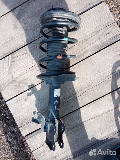 Стойка ниссан