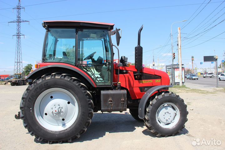 Трактор МТЗ (Беларус) 1523.2, 2012