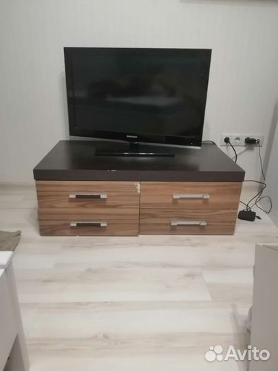 Тумба под телевизор