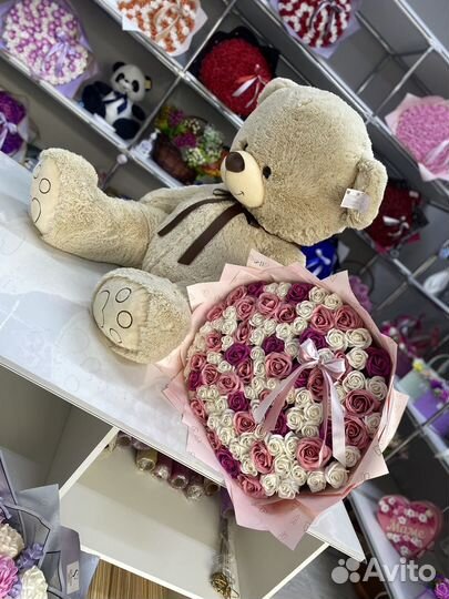 Плюшевый медведь большой