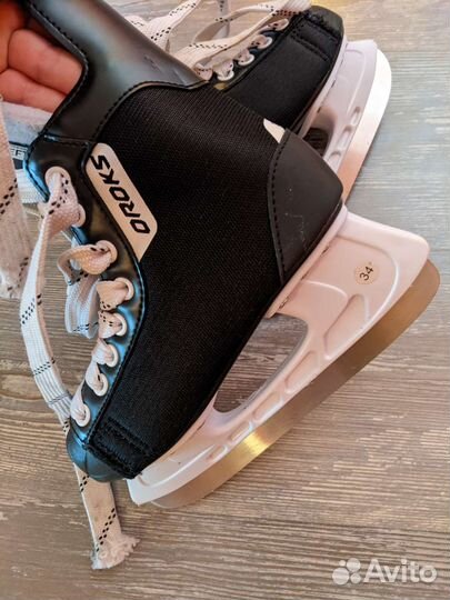 Коньки хоккейные