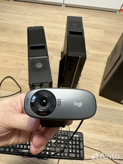 Веб-камера Logitech