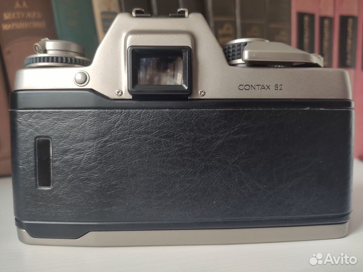 Фотоаппарат Contax S2 (зеркальный плёночный)
