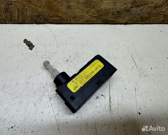 Моторчик корректора фар Форд Мондео 3