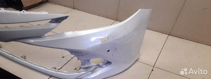 Бампер передний Toyota Camry