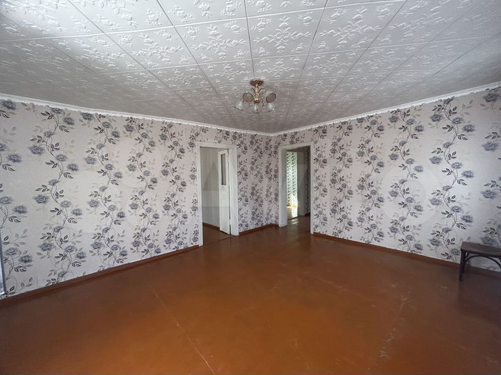 Дом 62 м² на участке 6 сот.