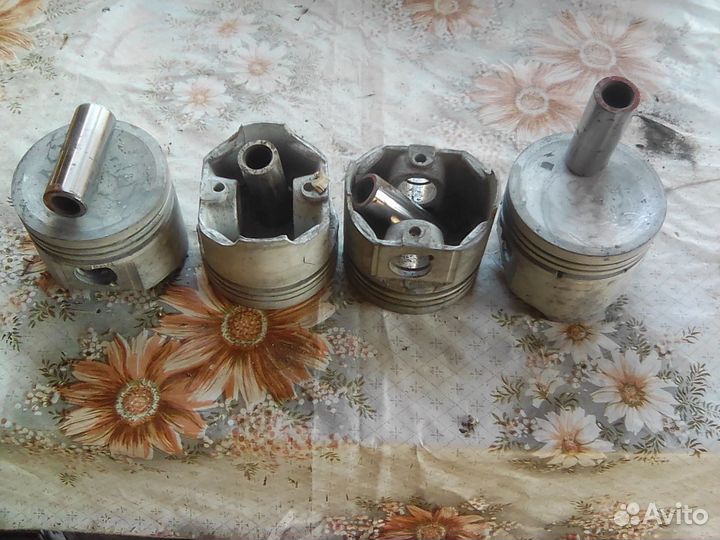 Поршня газ 66