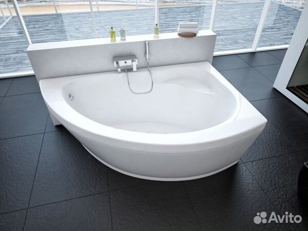 Ассиметричные ванны из 100 процентного акрила