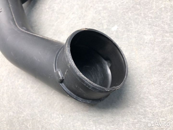 Воздуховод Mazda 323 BA Z5DE 1995