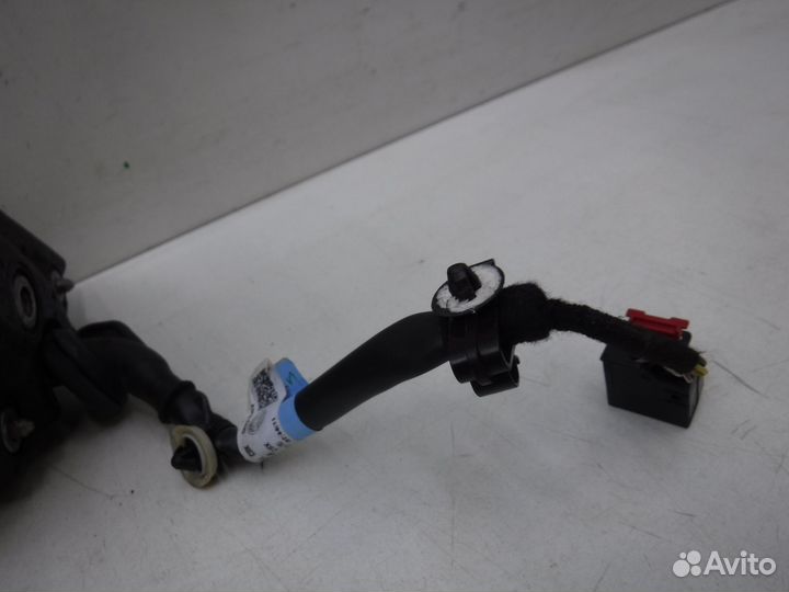 Зеркало левое Skoda Octavia