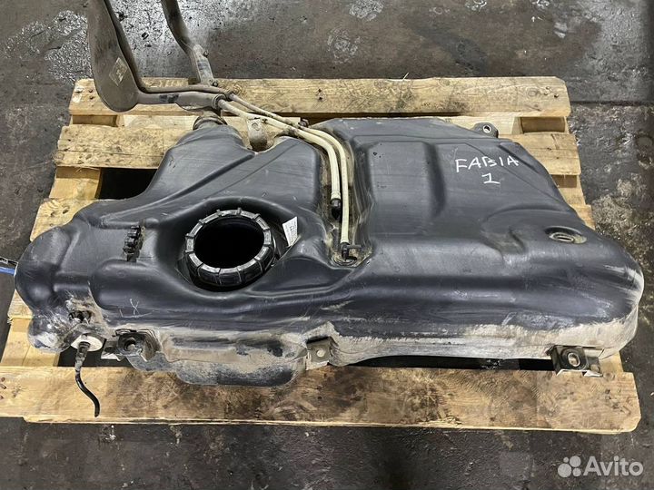 Бак топливный Skoda Fabia (6Y) I рестайлин