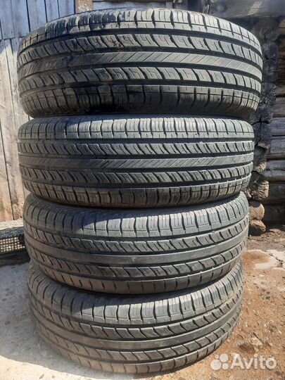 Nexen Roadian 541 235/75 R16