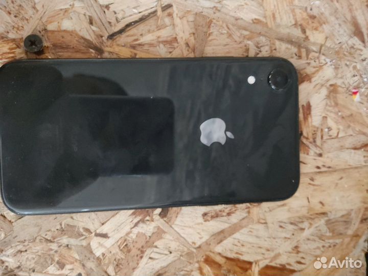 iPhone Xr, 64 ГБ