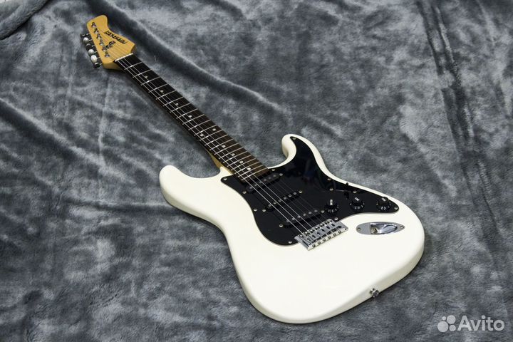 Электрогитара Fernandes Stratocaster