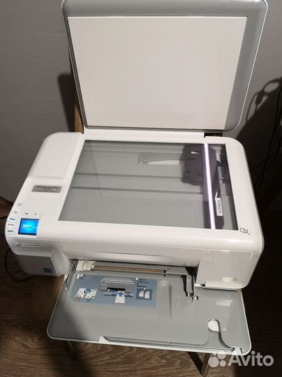 Цветной принтер HP