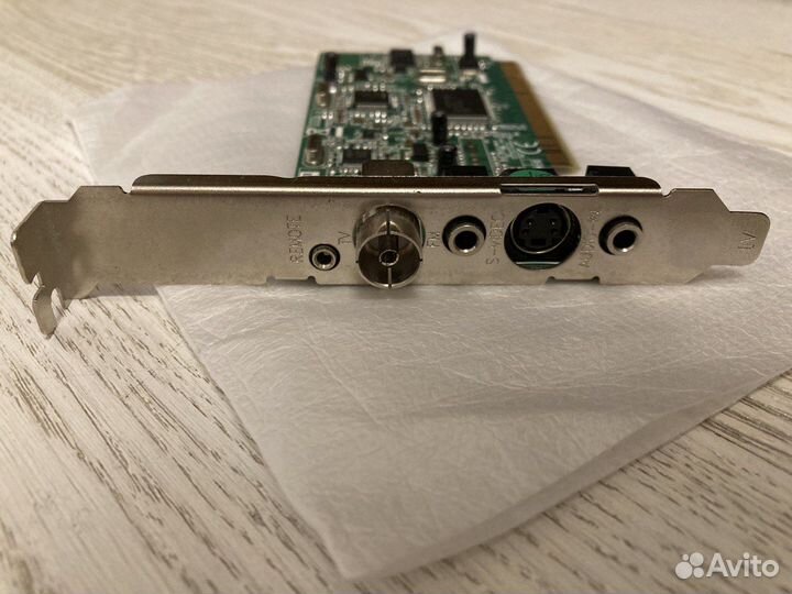 Тв тюнер AverMedia PCI