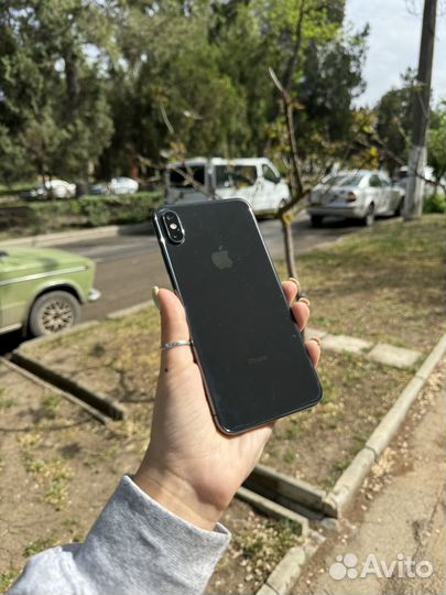 iPhone Xs Max, 64 ГБ