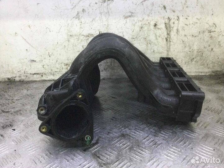 Коллектор впускной Мерседес Ц класс a6110902937 64