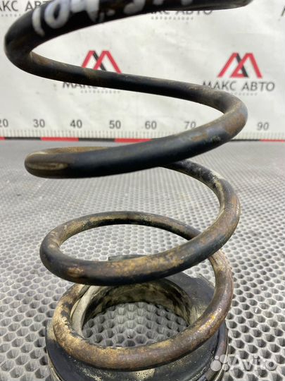 Б/У пружина подвески задний левый Hyundai Solaris