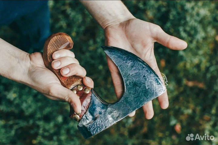 Кованый топор Конунг кулачный