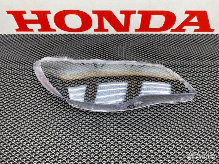 Стекло фары переднее правое Honda Civic FD(4Д)