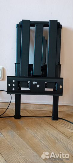 Настенный крепеж для телевизора