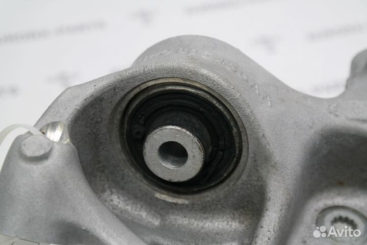 Кулак поворотный Audi A4 B9 2015-2023