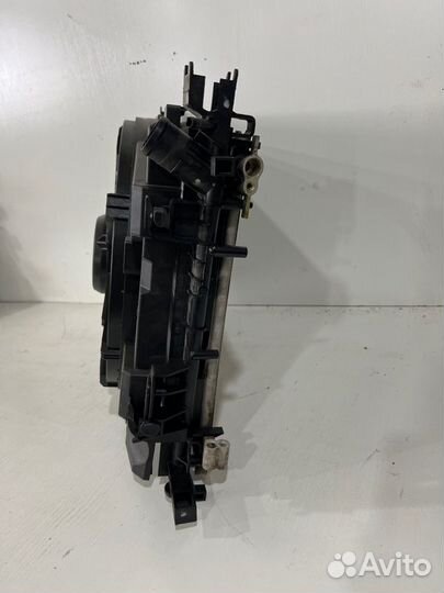 Радиатор охлаждения двигателя передний LADA Largus