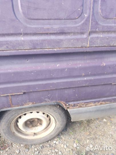 ИЖ 2717 1.6 МТ, 2002, 100 000 км