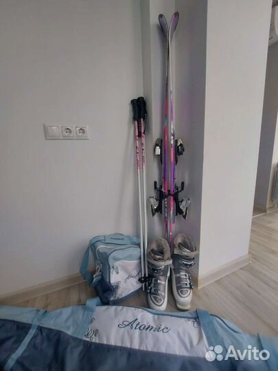 Продам горнолыжный комплект