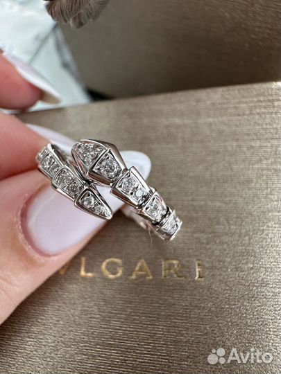 Кольцо bvlgari serpenti с бриллиантами