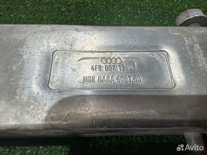 Кронштейн усилителя переднего бампера Audi A6 C6