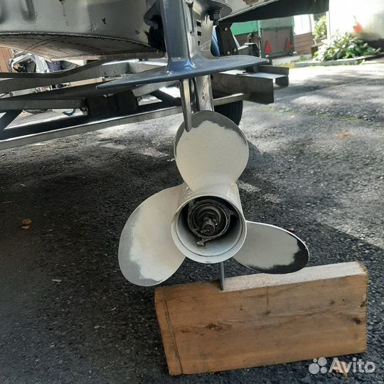 Моторная лодка