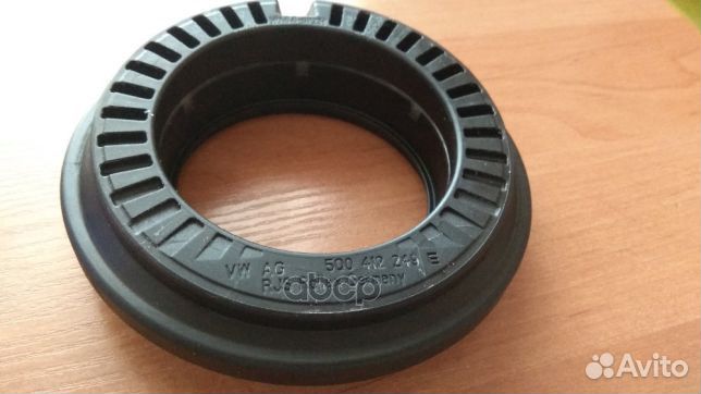 Упорный шарикоподшипник перед 5Q0 412 249 E