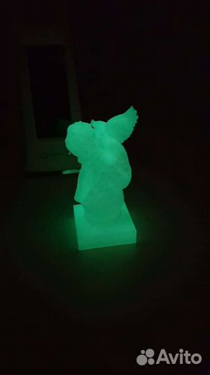 Статуэтка маленького ангела