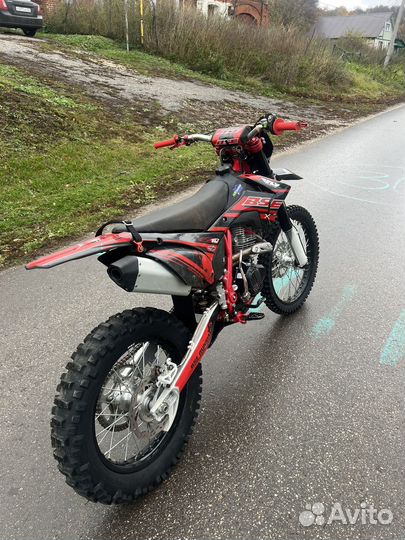 Мотоцикл BSE Z10