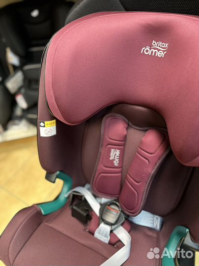 Britax Roemer Advansafix m i-size Burgundi