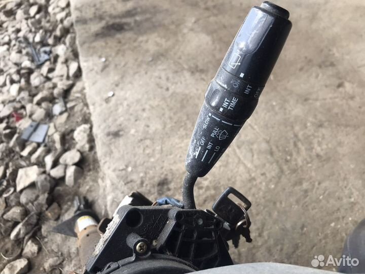 Suzuki Baleno подрулевые переключатели