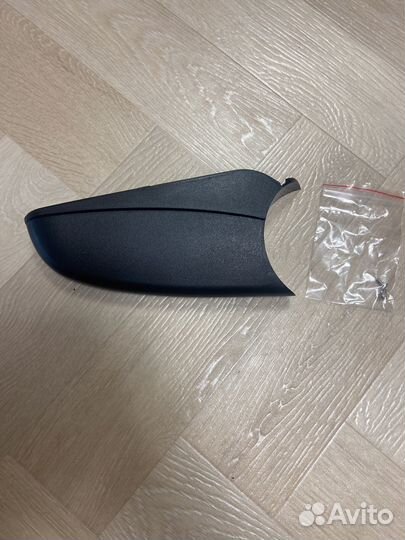 Накладка нижняя левого зеркала опель астра аш