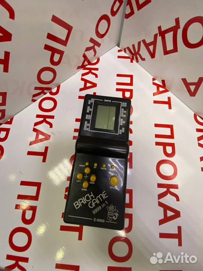 Игра-тетрис Brick Game