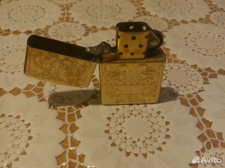 Зажигалка бензиновая zippo