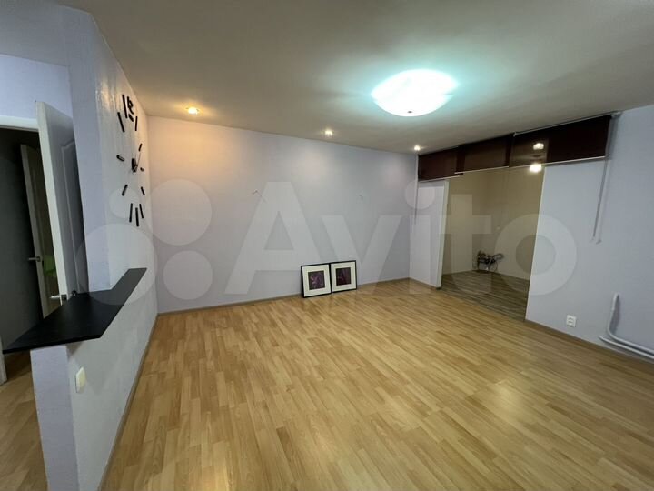 4-к. квартира, 81,7 м², 9/9 эт.