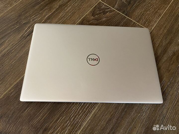 Ультрабук Dell Inspiron 5390-8325 (i7/8Gb/SSD m.2