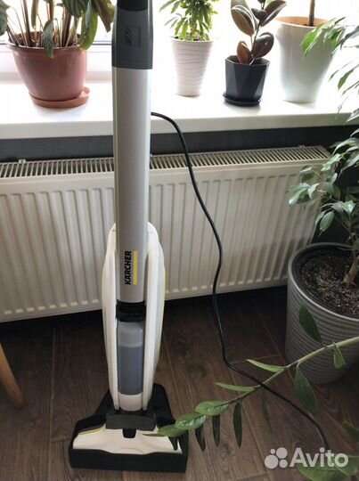 Моющая швабра Керхер проводная