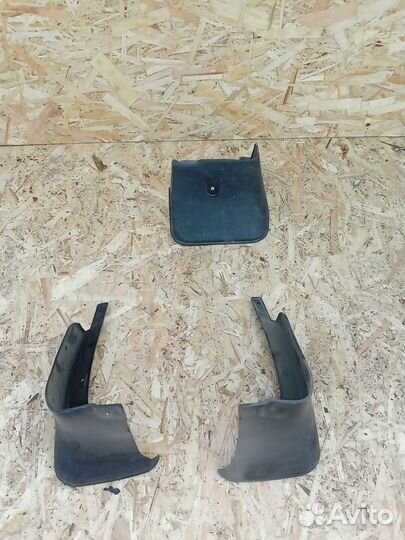 Брызговики Toyota Corolla 150 кузов (перед, зад)