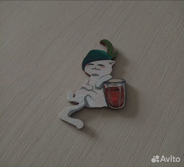 Аниме значки из дерева