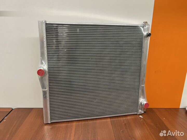 Радиатор алюминиевый BMW X5 E70 34мм AT