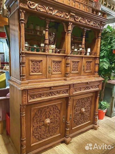 Буфет антикварный дубовый