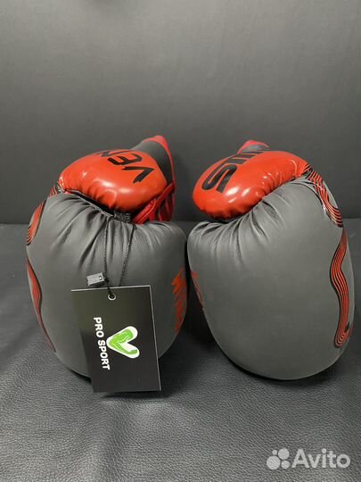 Боксерские перчатки venum