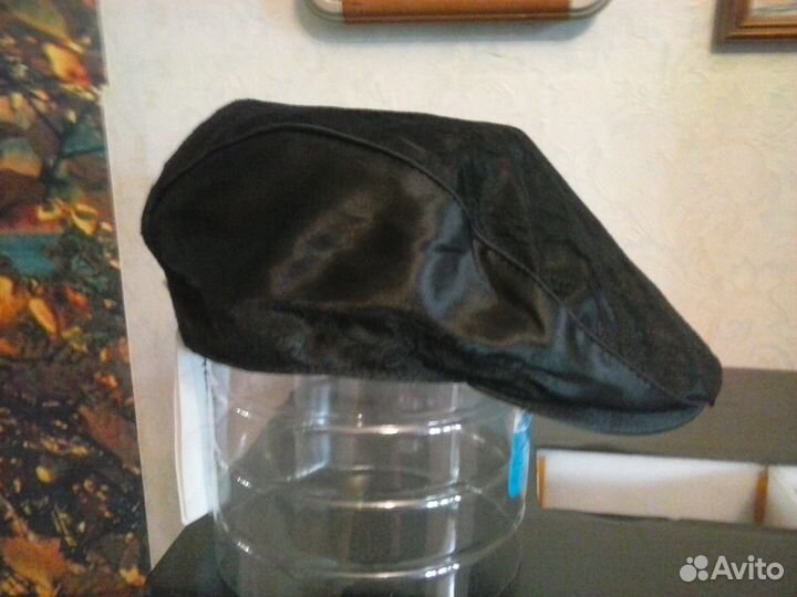 Для стильных девушек - фирменная женская кепка